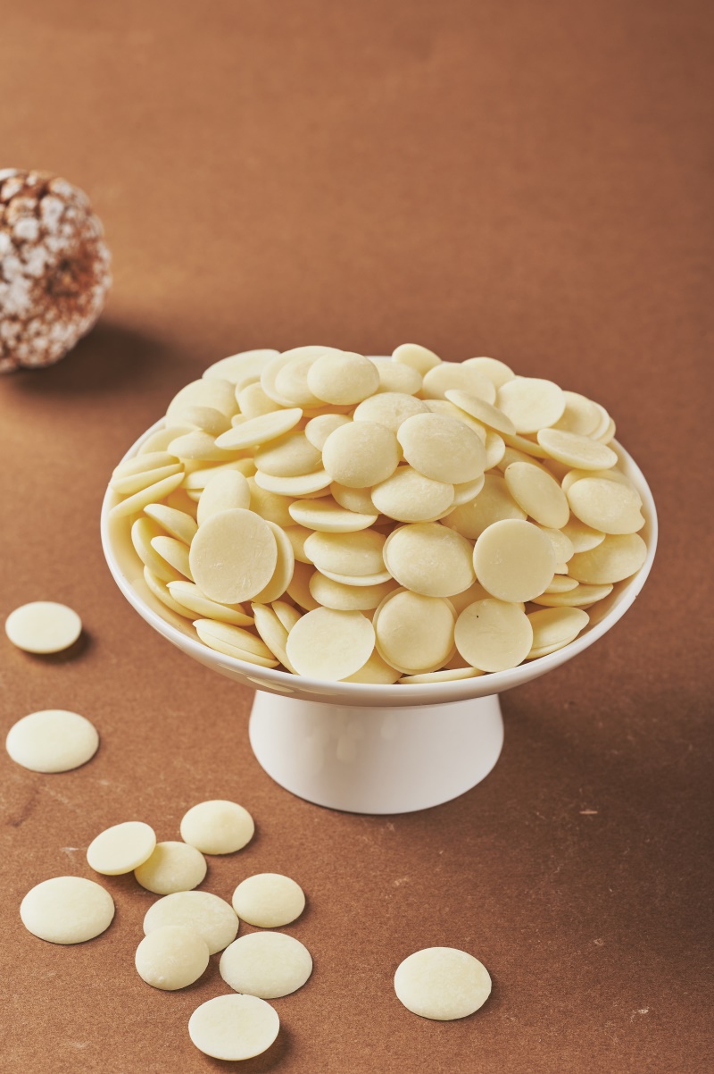 純脂白巧克力紐扣