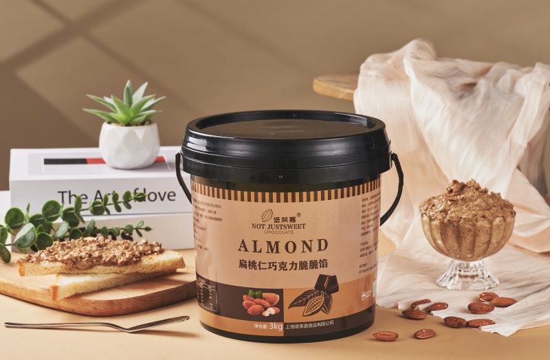 扁桃仁巧克力薄脆片(圖1)